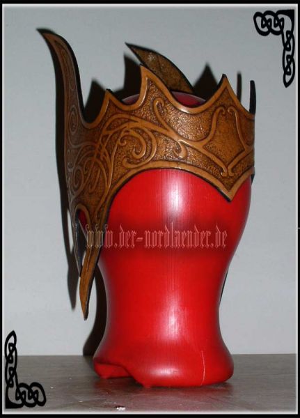 Kopfschmuck aus Leder